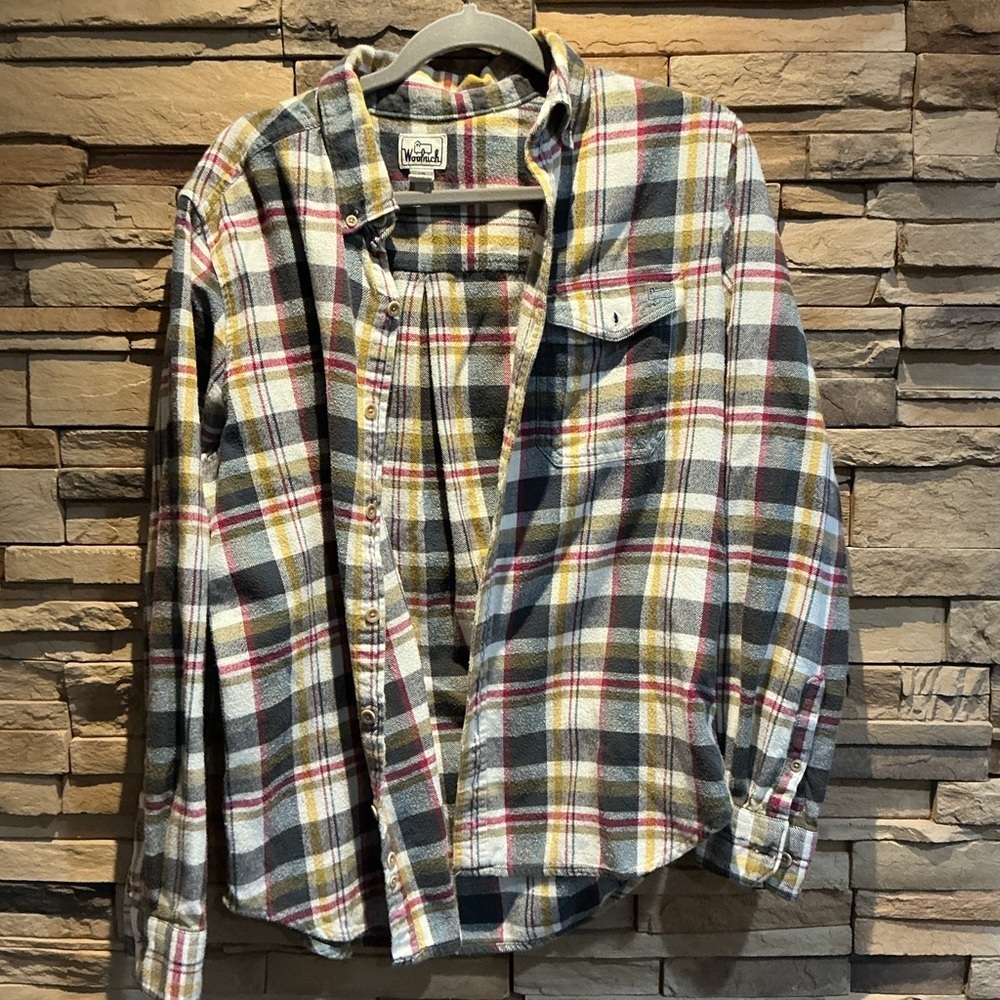 Woolrich men’s 100% cotton flannel button down shirt Size Large